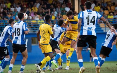 El Alcorcón vence al Hércules (4-1) en un partido que ilusiona a Santo Domingo